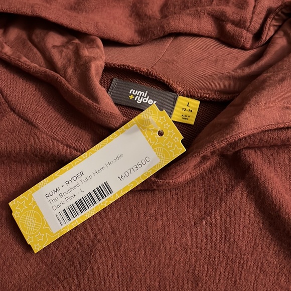 Girls sweater hoodie dusty dark pink size L (12-14) - Picture 2 of 3